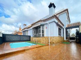 Casa En venta en Lomas De Cabo Roig, Orihuela Costa photo 0