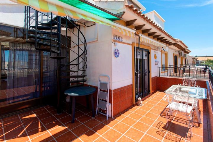 Acogedora Casa Adosada en Punta Prima, a Pocos Minutos de la Playa photo 0