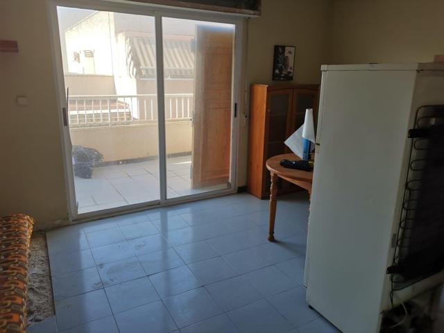 ¡Oportunidad Única! Ático para Reformar en el Centro de Torrevieja con Vistas Despejadas. photo 0