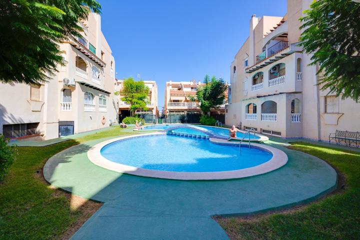 SE VENDE BONITO Y LUMINOSO APARTAMENTO EN RESIDENCIAL CON PISCINA COMUNITARIA. PLAYA DEL CURA!!!!! photo 0