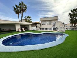 Impresionante villa completamente renovada en el corazón de Ciudad Quesada photo 0