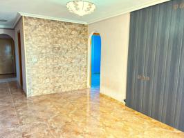 Apartamento en esquina con encanto – ¡a 5 minutos de la playa! photo 0