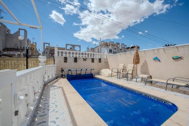 Bungalow de 2 dormitorios, Torrevieja, photo 0