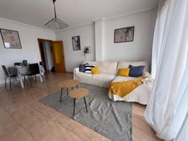 Apartamento de 2 dormitorios con gran terraza y vistas frontales al mar, Los Náufragos, Torrevieja photo 0