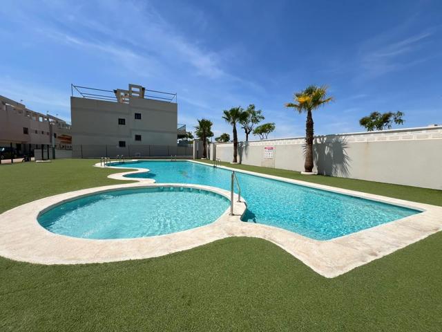 Bungalow Planta Baja en Pilar de la Horadada zona Pueblo Latino photo 0