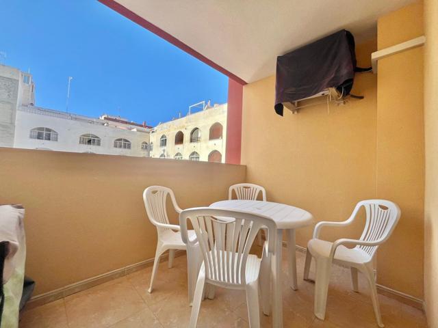 Oportunidad en Torrevieja: Apartamento a solo 600 metros de las playas del Cura y Los Locos photo 0