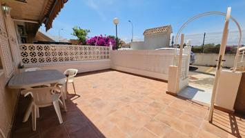 ¡Bungalow en venta en Torreblanca, Torrevieja, Alicante! photo 0