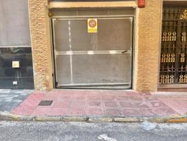Oportunidad de Garaje Independiente en Torrevieja - Zona Habaneras photo 0