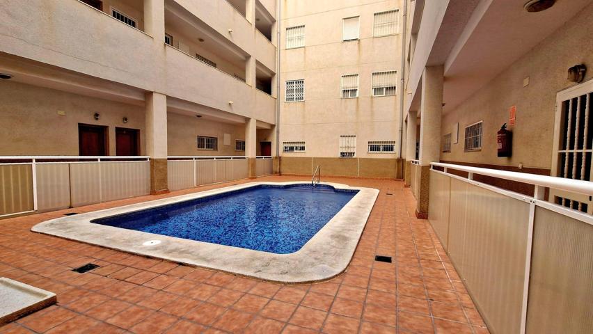 Apartamento en Parque de las Naciones: Donde la Luz del Mediterráneo Encuentra tu Hogar photo 0