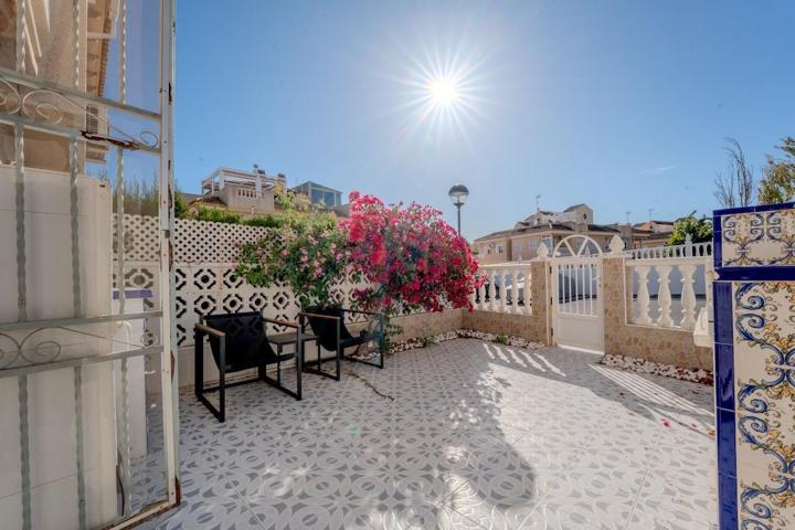 Duplex de 3 dormitorios, Torrevieja, Aguas Nuevas photo 0