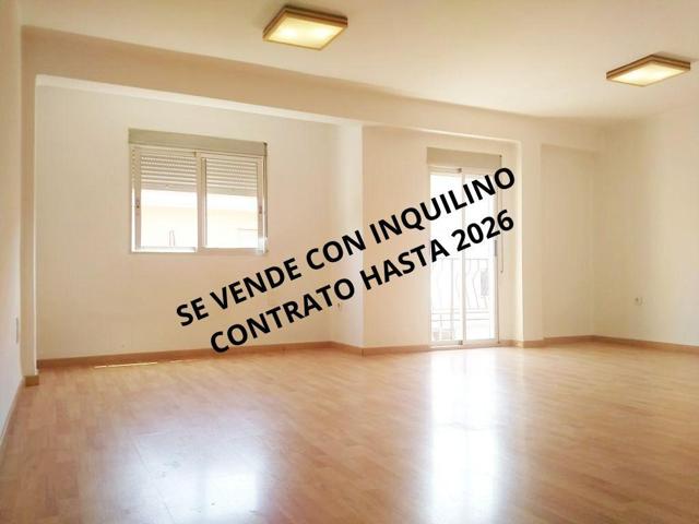 SE VENDE CUARTA PLANTA SIN ASCENSOR EN ALAQUAS - CON INQUILINO - photo 0