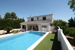 EXCLUSIVO CHALET EN VENTA ZONA MONTE TESORO TORRENT photo 0