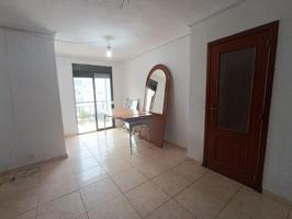 OPORTUNIDAD PISO EN POBLATS MARITIMS-NAZARET photo 0
