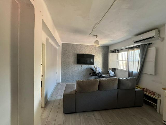 ¡¡¡ ATENCION INVERSORES!! OPORTUNIDAD, Vivienda con Inquilino!! photo 0