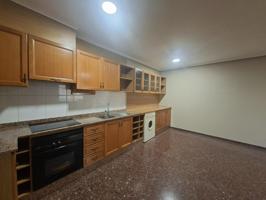 SE ALQUILA VIVIENDA EN ZONA BLASCO IBÁÑEZ DE ALAQUAS photo 0