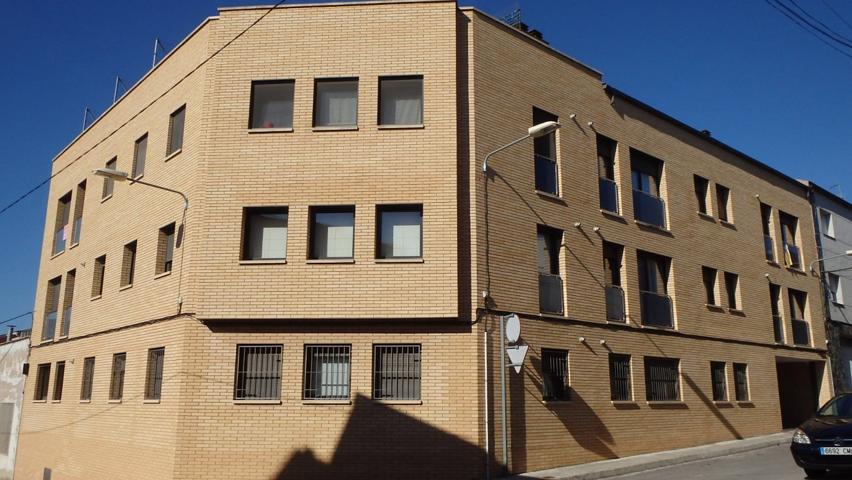 Parking En alquiler en Barri Sant Pere, Òdena photo 0