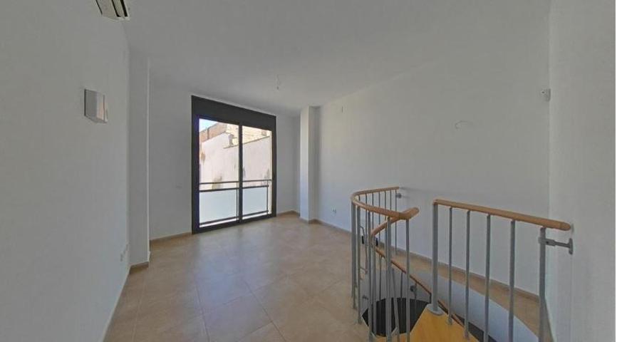 DÚPLEX EN VENDA EL CENTRE D'IGUALADA, PROVÍNCIA DE BARCELONA photo 0