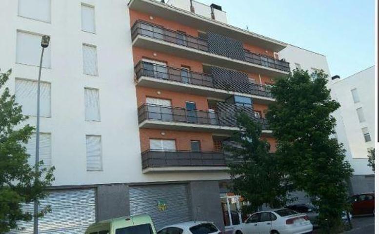 PIS EN VENDA A IGUALADA - LES COMES photo 0