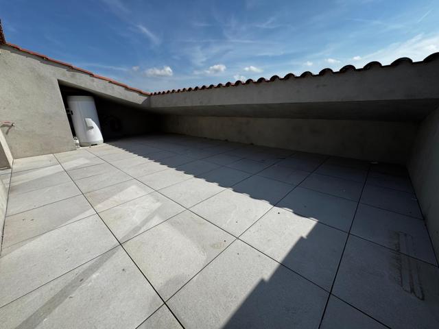DÚPLEX D'OBRA NOVA A L'AVINGUDA BARCELONA D'IGUALADA photo 0