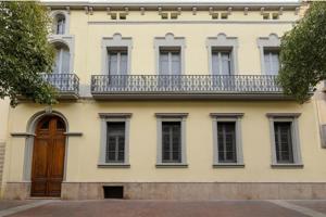 LA BANDERA NEGRA EN VENDA - EDIFICI EMBLEMÀTIC EN VENDA A IGUALADA photo 0