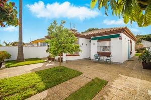 Chalet de Ensueño en Chiclana, costa sancti petri photo 0