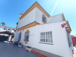 Chalet Urbano en Sancti Petri – Vive junto al mar en un entorno natural único photo 0