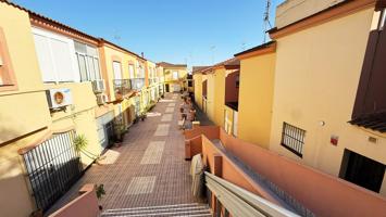 ¡Descubre tu nuevo hogar en Calle Ancha! Tranquilidad, amplitud y excelente ubicación photo 0