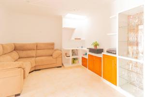 Vivienda en primera planta con azotea privada 🌟 photo 0