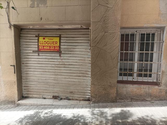 LOCAL COMERCIAL A PIE DE CALLE EN FONDO photo 0