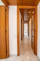 Ático con 3 habitaciones y balcón en zona tranquila cerca del río Besòs photo 0