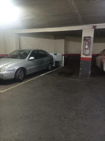 VENTA PLAZA PARKING SANTA COLOMA photo 0