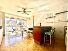 Apartamento en Miriam Blasco, Alicante photo 0