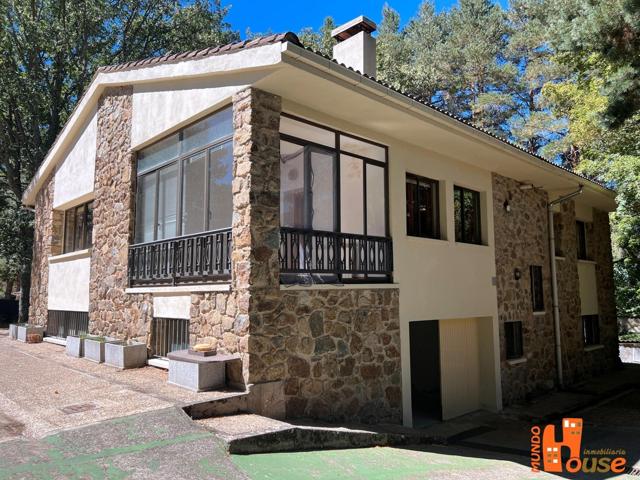 Chalet unifamiliar en San Ildefonso photo 0
