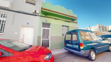 VIVIENDA A REFORMAR EN CALLE ZEVENZUI ,SANTA CRUZ DE TENERIFE photo 0