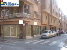 LOCAL COMERCIAL ESQUINERO BADALONA CENTRO JTO. METRO L2 POMPEU FABRA photo 0