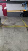 Plaza de Parking en Alquiler, calle Eduard Maristany Badalona photo 0