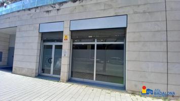 Local Comercial de 95 m² construidos para todo tipo de negocio en la Mora photo 0