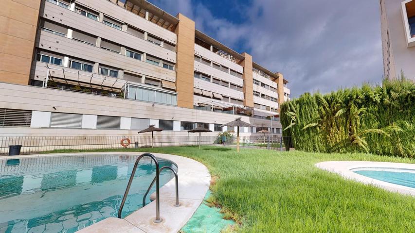 VIVIENDA PRÓXIMA A VIAL NORTE CON 3 DORM., BAÑO, ASEO, PISCINA, PISTA DE PADEL, COCHERA y TRASTERO! photo 0