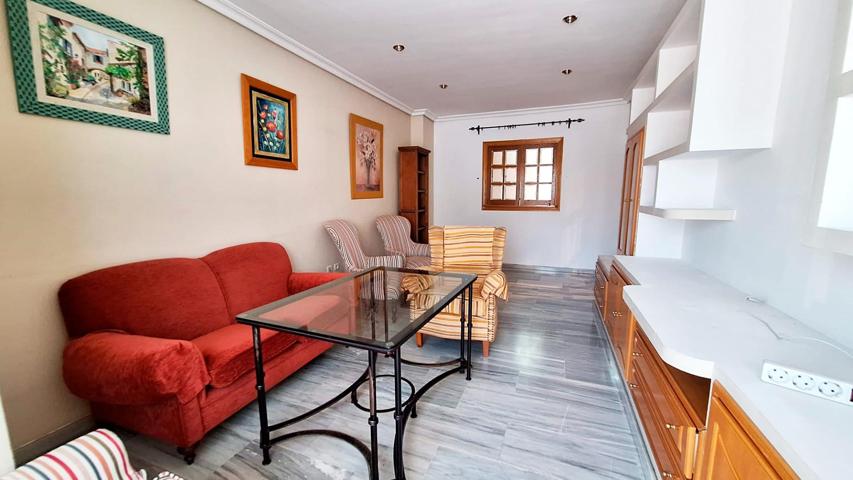 ¡¡VIVIENDA EN AVENIDA AMERICA CON PATIO, JUNTO A RENFE!! photo 0