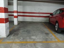 Buena cochera en San Lorenzo photo 0