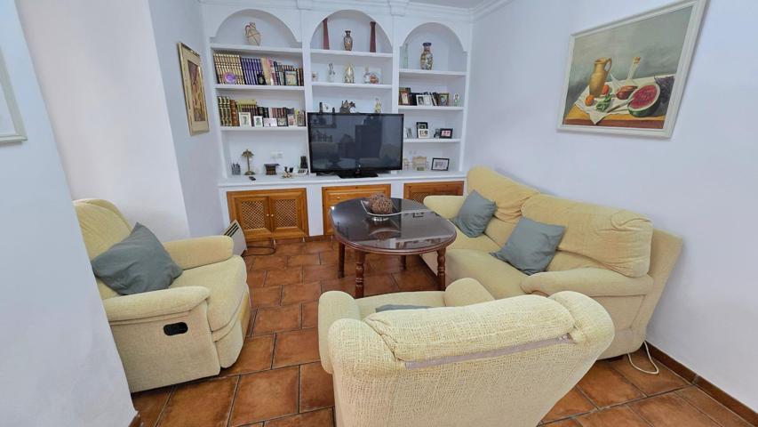 EXCLUSIVA CASA DE TRES PLANTAS EN EL CORAZÓN DE CÓRDOBA photo 0