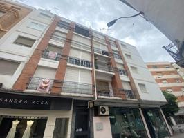 Piso exterior junto a Cruz Conde photo 0