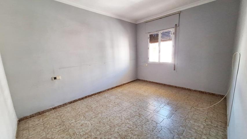 ¡¡ VIVIENDA EN LEVANTE CON ASCENSOR, TRASTERO Y TRES DORMITORIOS PARA REFORMAR !! photo 0