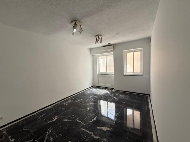 UNA OFICINA AMPLIA EN PLENA CALLE CRUZ CONDE photo 0