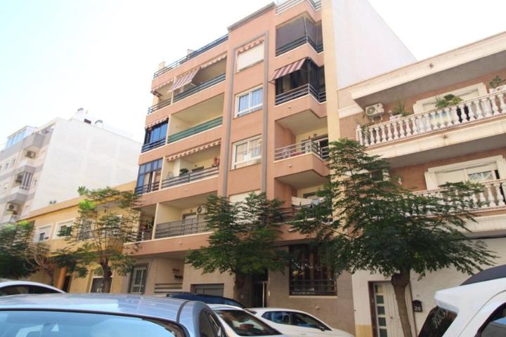 PRECIOSO APARTAMENTO EN EL CENTRO DE TORREVIEJA photo 0