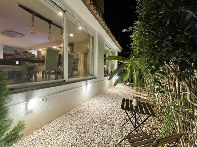 Apartamento en planta baja, de dos dormitorios con calidades de lujo. photo 0