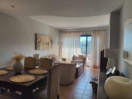 Apartamento de dos dormitorios, junto al golf. photo 0