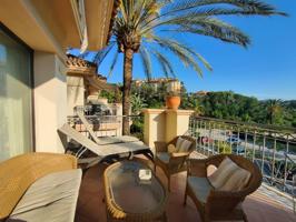 Apartamento de dos dormitorios, junto al golf. photo 0