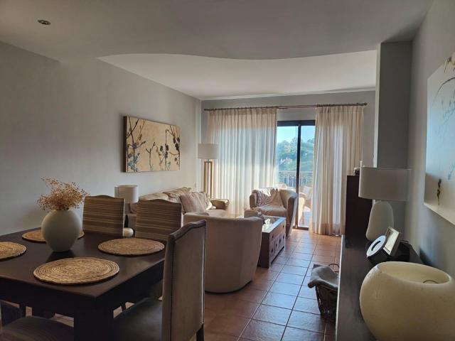 Apartamento de dos dormitorios, junto al golf. photo 0