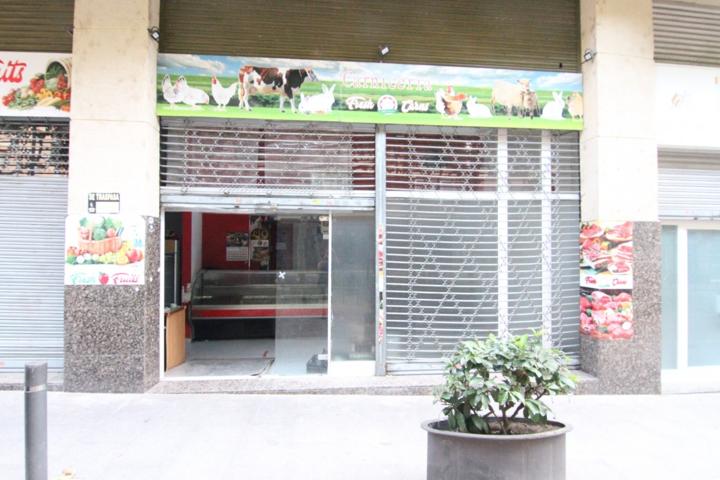 Local de 130m2 en zona Rambla Catalunya photo 0